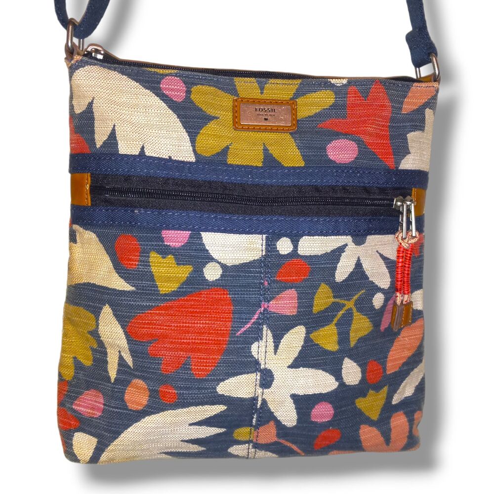Fossil Blake Abstract Floral Crossbody Purse-Adjustable Strap-Outside Pockets